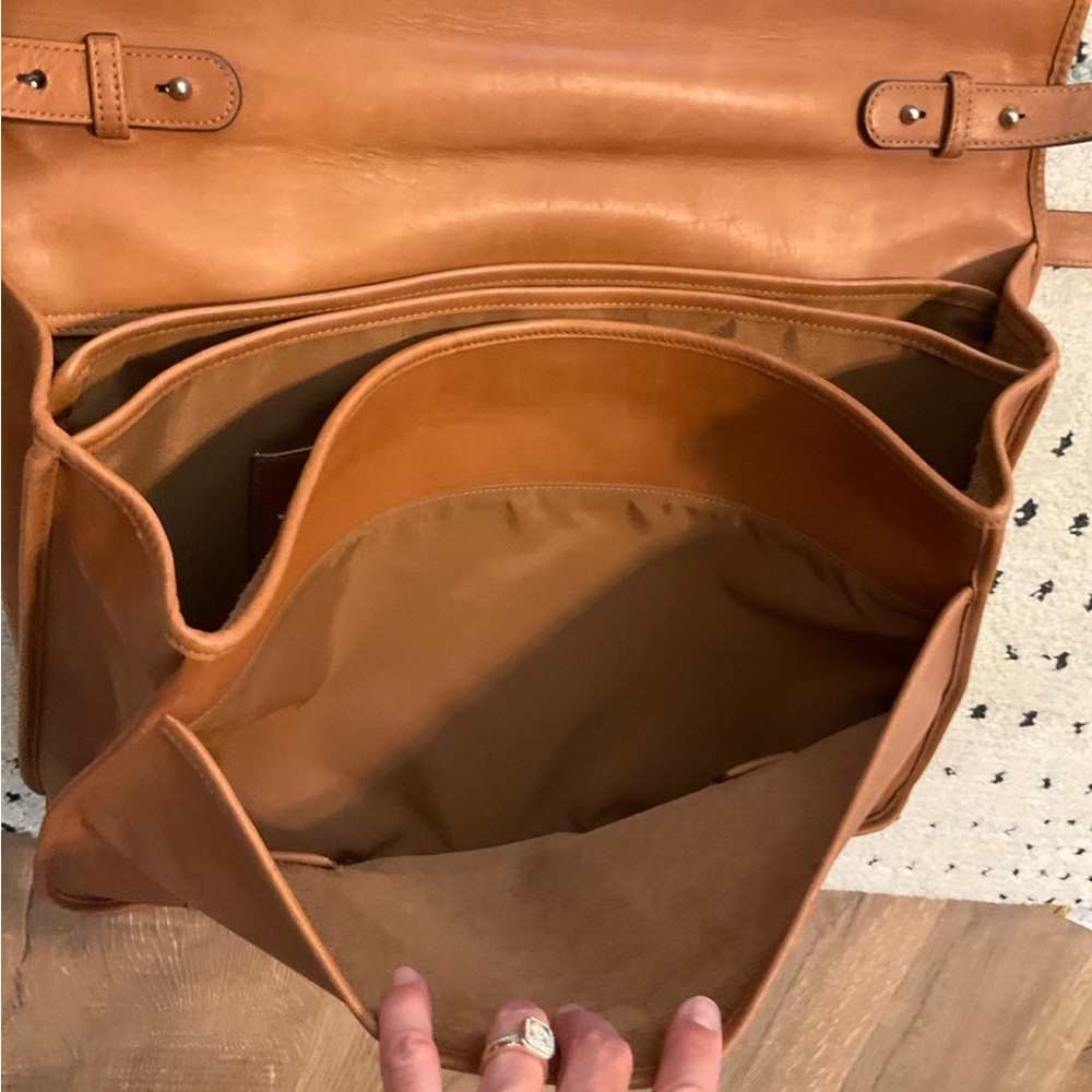 Coach tan leather buckle front bag - Picture 6 of 12